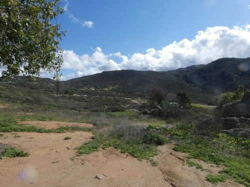 19515 Japatul Rd, Alpine CA  91901-3412 exterior