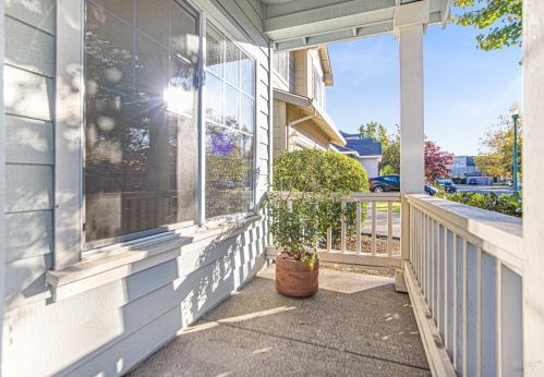1408 Snowy Cloud Way, Santa Rosa, CA 95409-4372