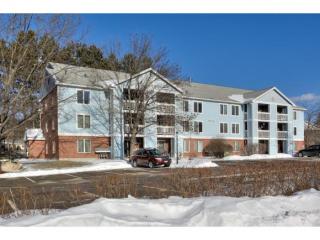 2 Timberwood Dr, Goffstown NH  03045-2550 exterior