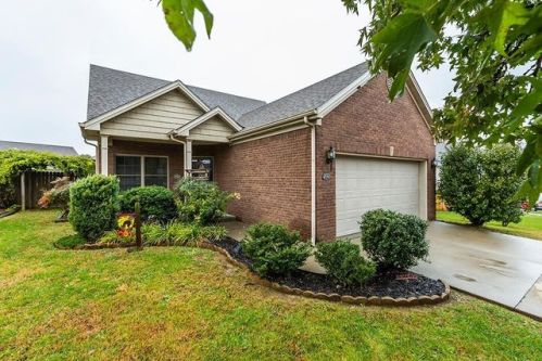 2960 Town Branch Rd, Lexington, KY 40511-8834