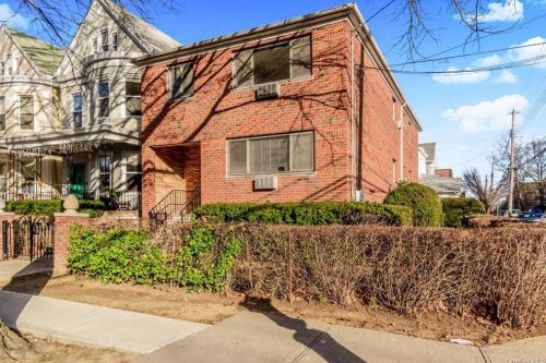 4310 Kepler Ave, Bronx NY  10470-2011 exterior