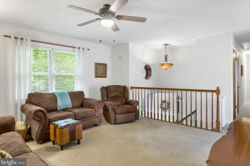 65 Woodland Dr, Shrewsbury PA  17361-1233 exterior