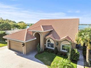 4546 Edgewater Dr, Orlando FL  32804-1120 exterior