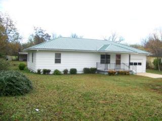 126 3rd St, Yellville, AR 72687-9724