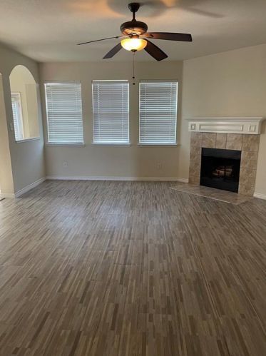 1621 Ambercrest Dr, Lancaster TX  75146-4941 exterior