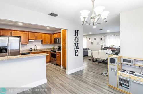 500 26th Ave, Boynton Beach, FL 33435-8919