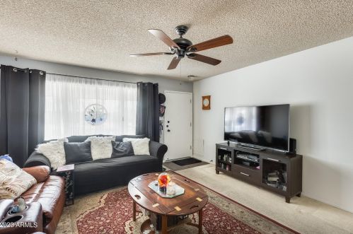 18602 132 Ave, Sun City AZ 85375-4502 exterior