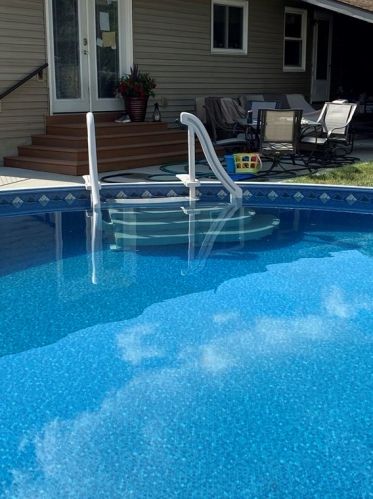 31 David St, Chicopee MA 01020-3703 exterior