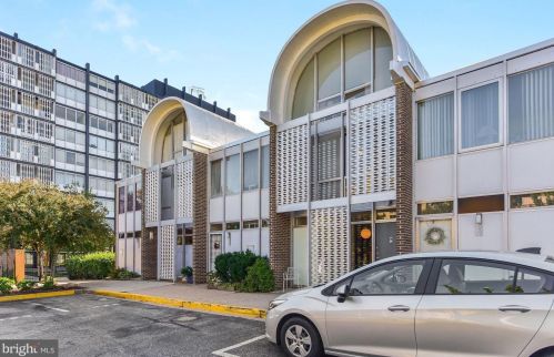 288 N St, Washington, DC 20024-3534