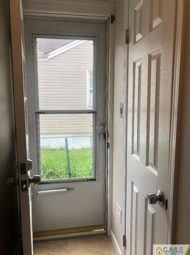 214 Prigmore St, East Brunswick NJ  08816-3183 exterior