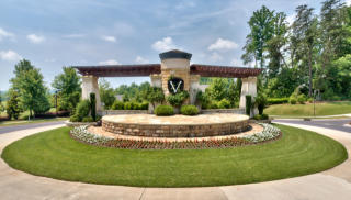 5021 El Molino Dr, Charlotte, NC 28214-2061