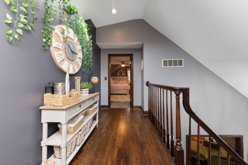 1755 Stuttgart Dr, Saint Martin OH  45118-8435 exterior