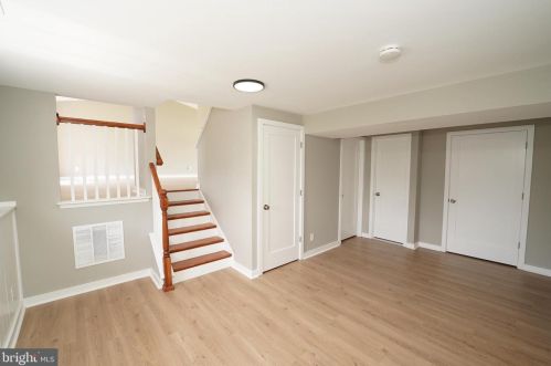 150 Independence Dr, Yardley PA 19067-4910 exterior