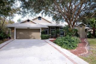 8374 Woodcrest Pl, Hobe Sound, FL 33455-4110