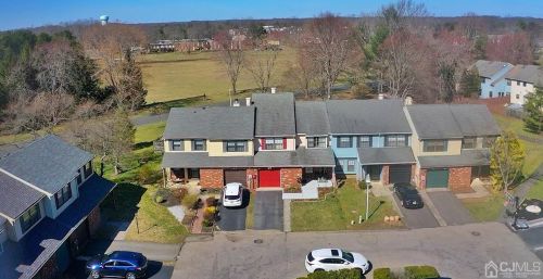 15 Thornton Ct, East Brunswick, NJ 08816-4075