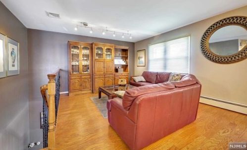 205 Larch Ave, Teaneck NJ  07666-2341 exterior