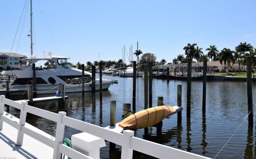 18056 San Carlos Blvd, Fort Myers Beach, FL 33931-2391