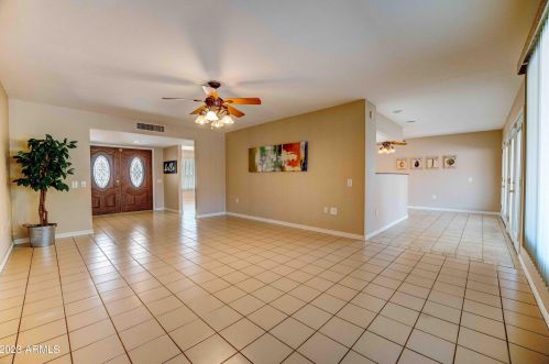 19828 100th Dr, Sun City, AZ 85373-1005