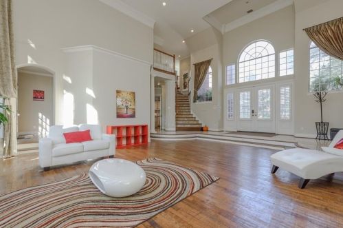 5013 Southern Hills Dr, Frisco TX  75034-6818 exterior