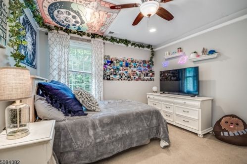 27 Kern Dr, Roxbury Township NJ  07836-9726 exterior