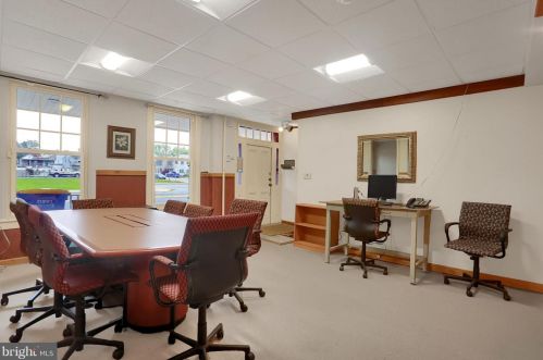8 Broadway, Etters, PA 17319-8957