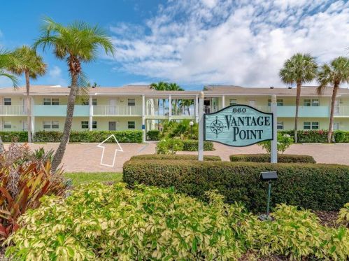 860 Panama Ct, Marco Island, FL 34145-6255
