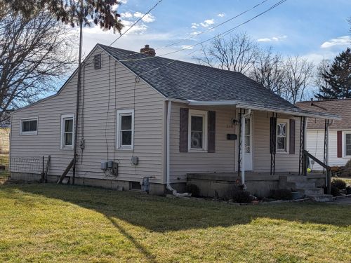 2443 Dwight Rd, Springfield OH  45503-4745 exterior