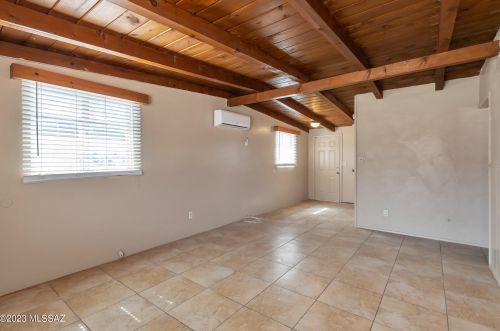 264 Blacklidge Dr, Tucson AZ  85705-3832 exterior