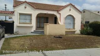 1739 80th St, Los Angeles CA  90047-2705 exterior