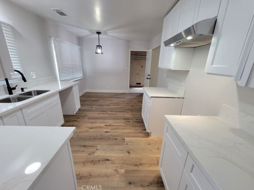 1603 Dakota Ave, Fresno, CA 93705-2413