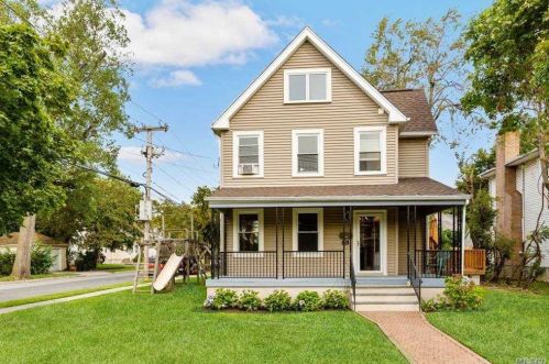 25 Hicks Ln, Great Neck, NY 11024-2026