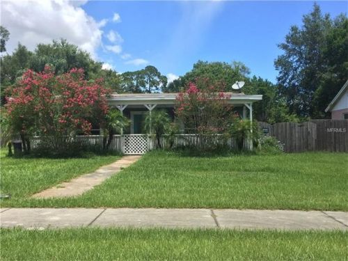 12 Valencia Rd, De Bary, FL 32713-3312