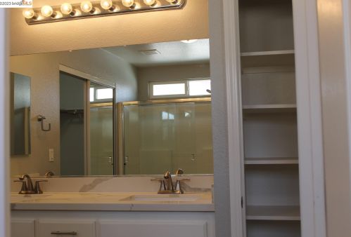 595 Scudero Cir, West Pittsburg CA  94565-2499 exterior