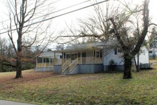 1711 Woodson Dr, Knoxville, TN 37920-3842