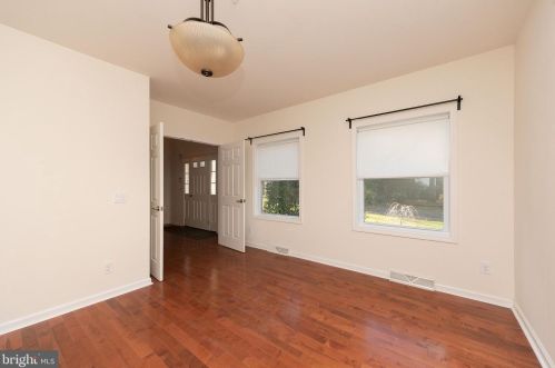 479 Pheasant Dr, Huntingdon Valley PA  19006-3047 exterior