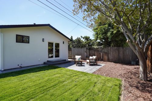 1654 Pecan Ct, Redwood City CA  94061-2649 exterior