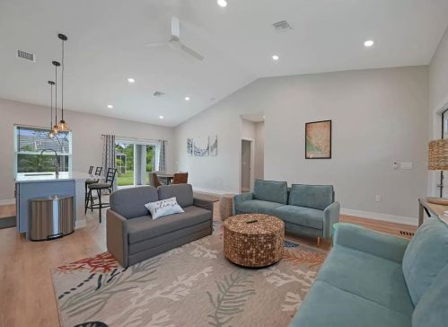 105 Cottage Pl, Placida FL  33947-2879 exterior