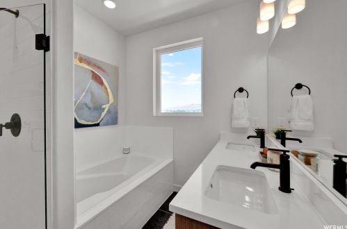 399 900, Highland UT  84003-5204 exterior
