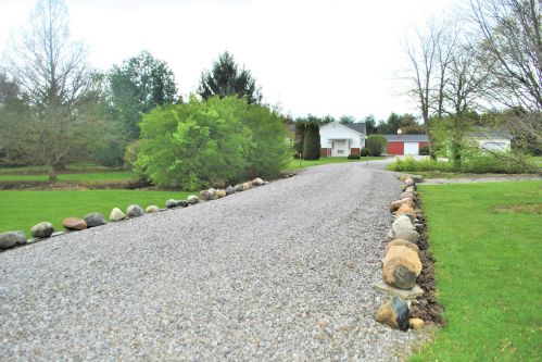 10187 Mantle Rd, Orient, OH 43146-9778