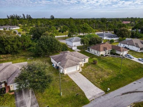 5306 Billings St, Lehigh Acres, FL 33971-6572