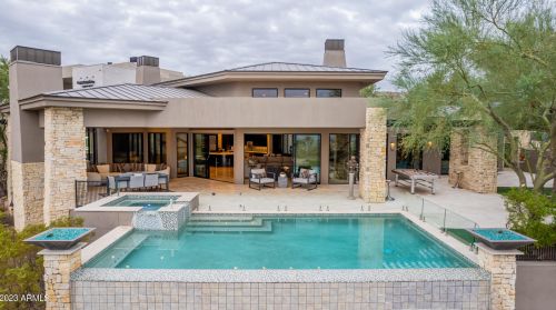 9710 Palisades Blvd, Scottsdale AZ 85268-2755 exterior