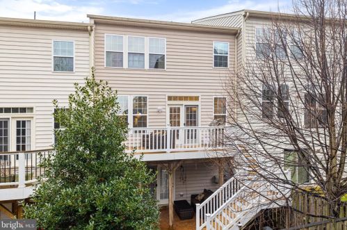 4318 Wisley Turn, Woodbridge VA  22192-7822 exterior