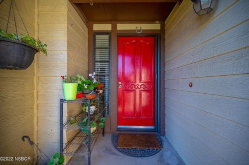 1857 Sequoia Dr, Santa Maria, CA 93454-7647