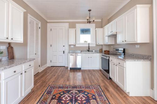 147 High St, London OH  43140-1315 exterior