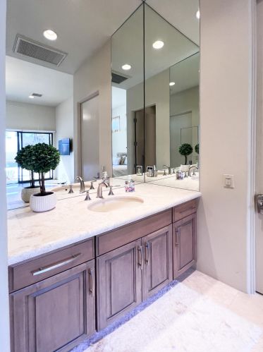 29 Sun Ridge Cir, Rancho Mirage CA  92270-2641 exterior