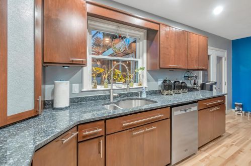 561 Vernon Heights Blvd, Marion OH  43302-5343 exterior