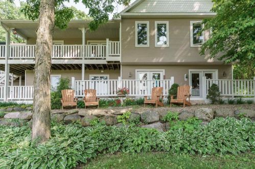 5525 Portage Rd, Madison, WI 53704-2757