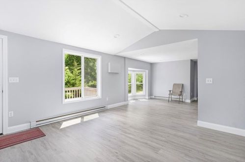 19 Cantaberry Ln, Coventry RI  02816-6903 exterior