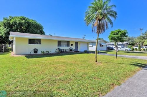8870 10th St, Hollywood, FL 33025-4520