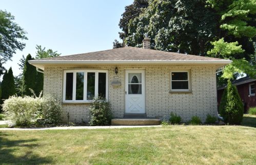 8101 Euclid Ave, Milwaukee, WI 53219-3506